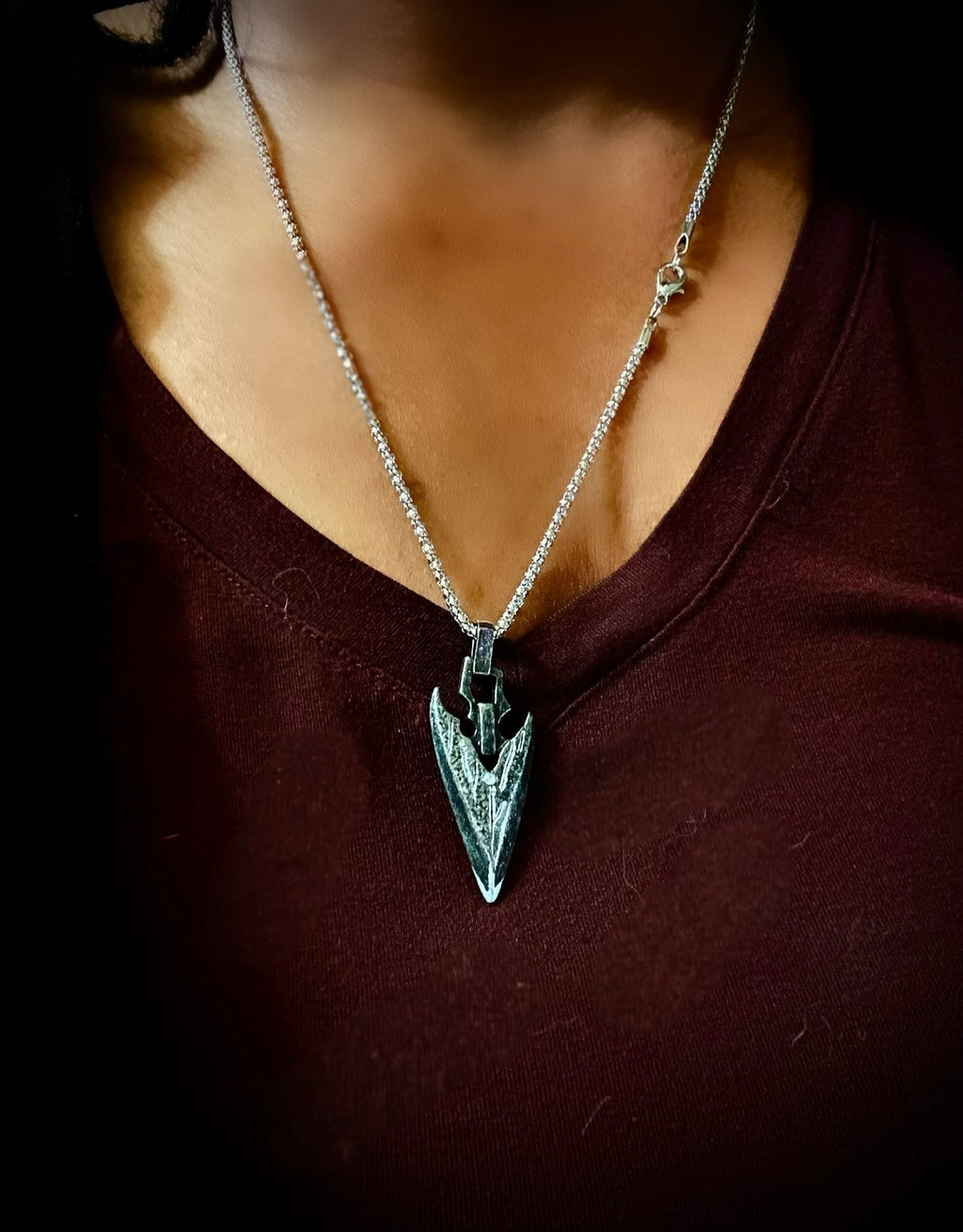 Men’s dark steel arrowhead necklace