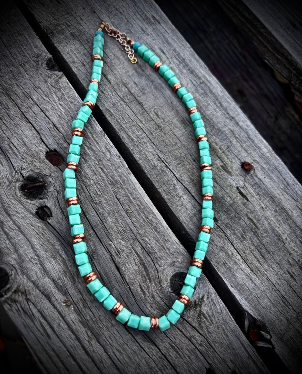 Cubed turquoise short necklace