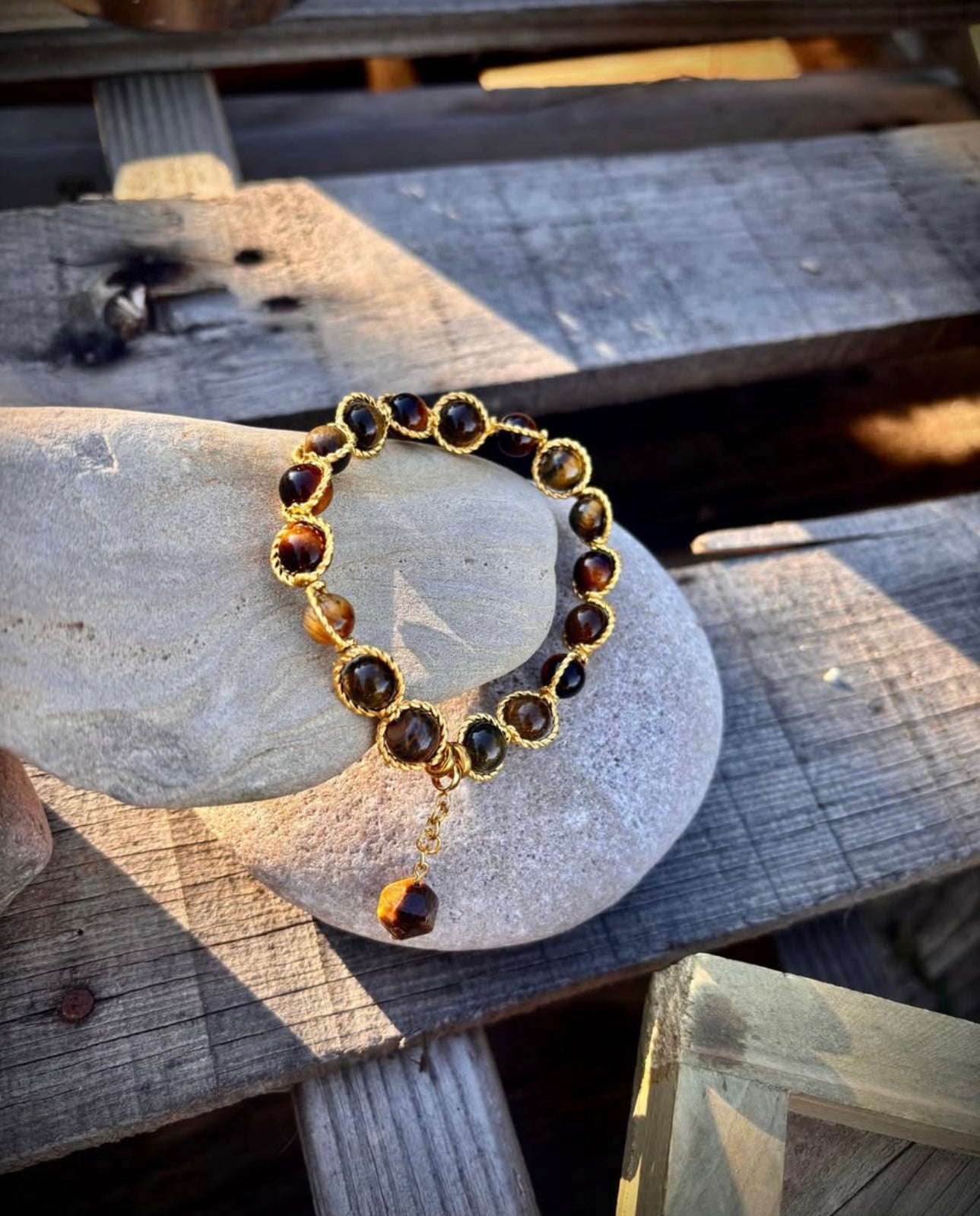 Ringed tiger eyes bracelet