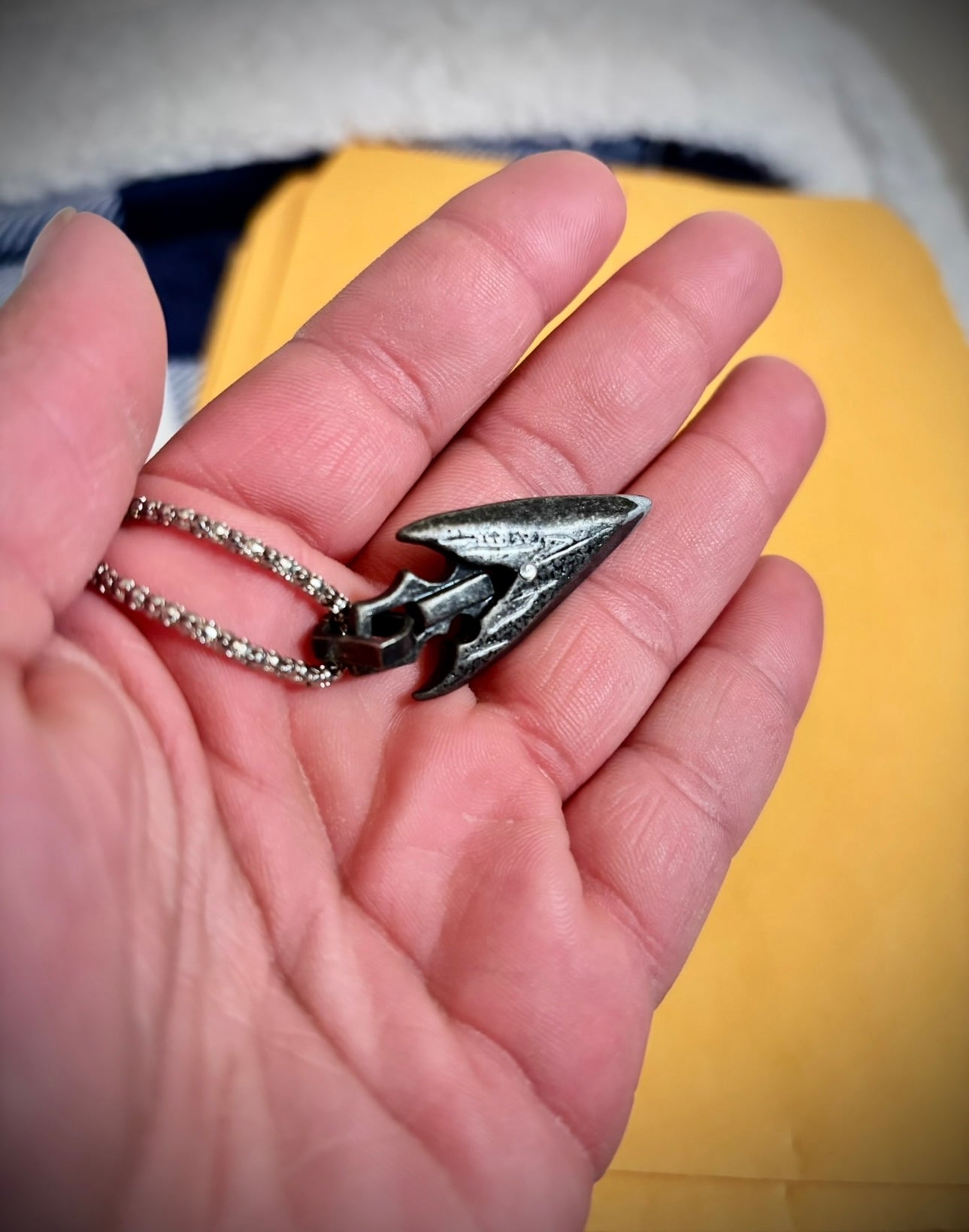 Men’s dark steel arrowhead necklace