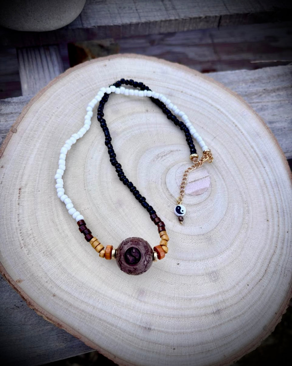 Yin yang necklace with bohemian touch
