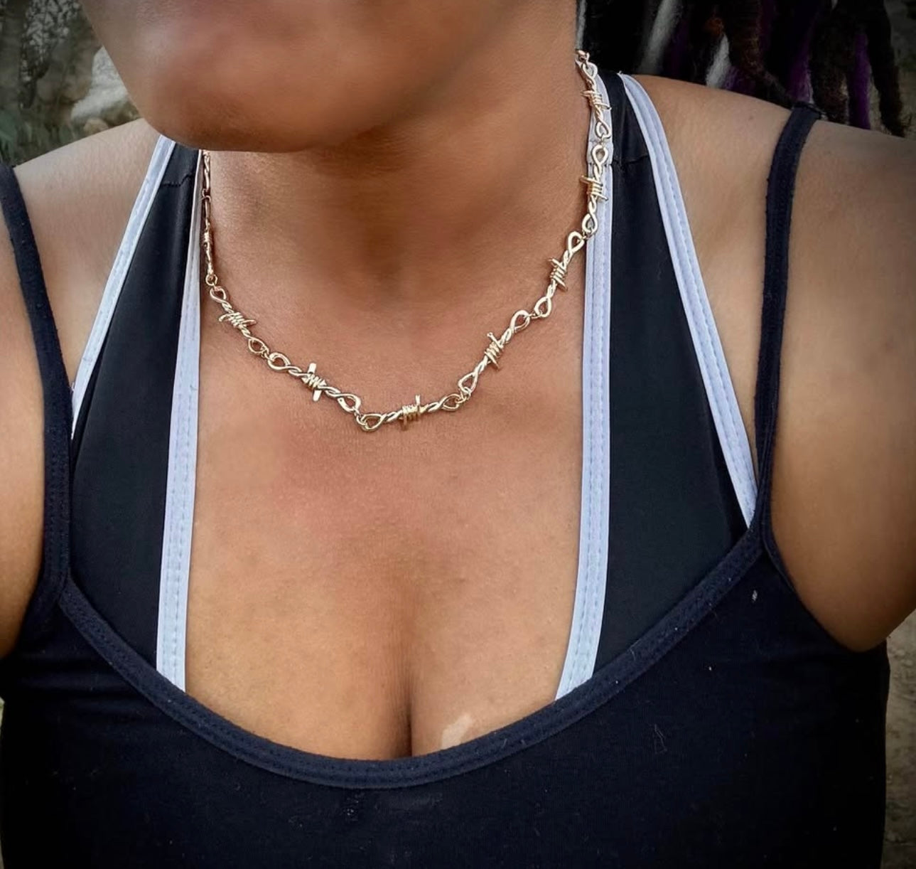 Golden alloy Barbed wire necklace