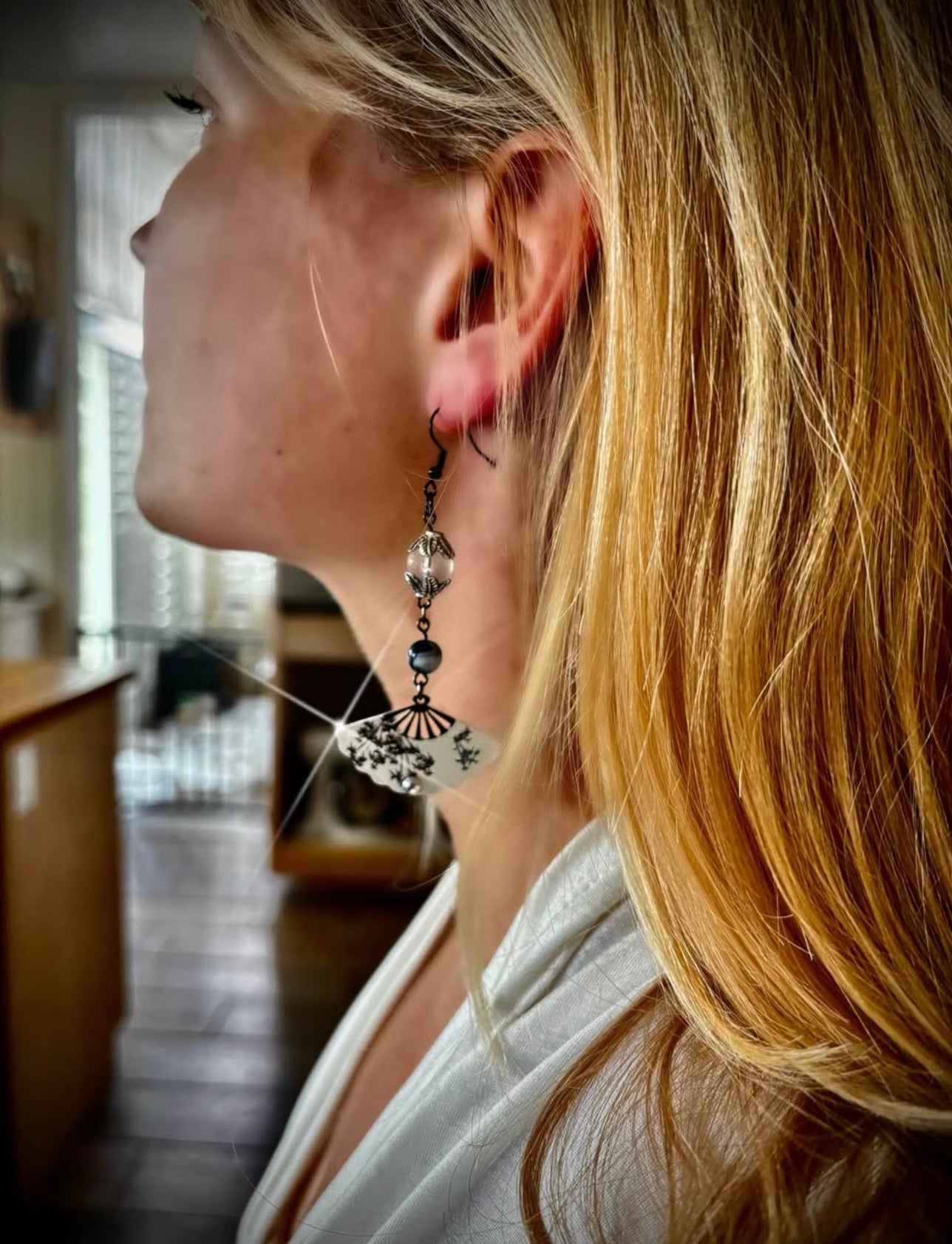 Chinesea fan drop earrings