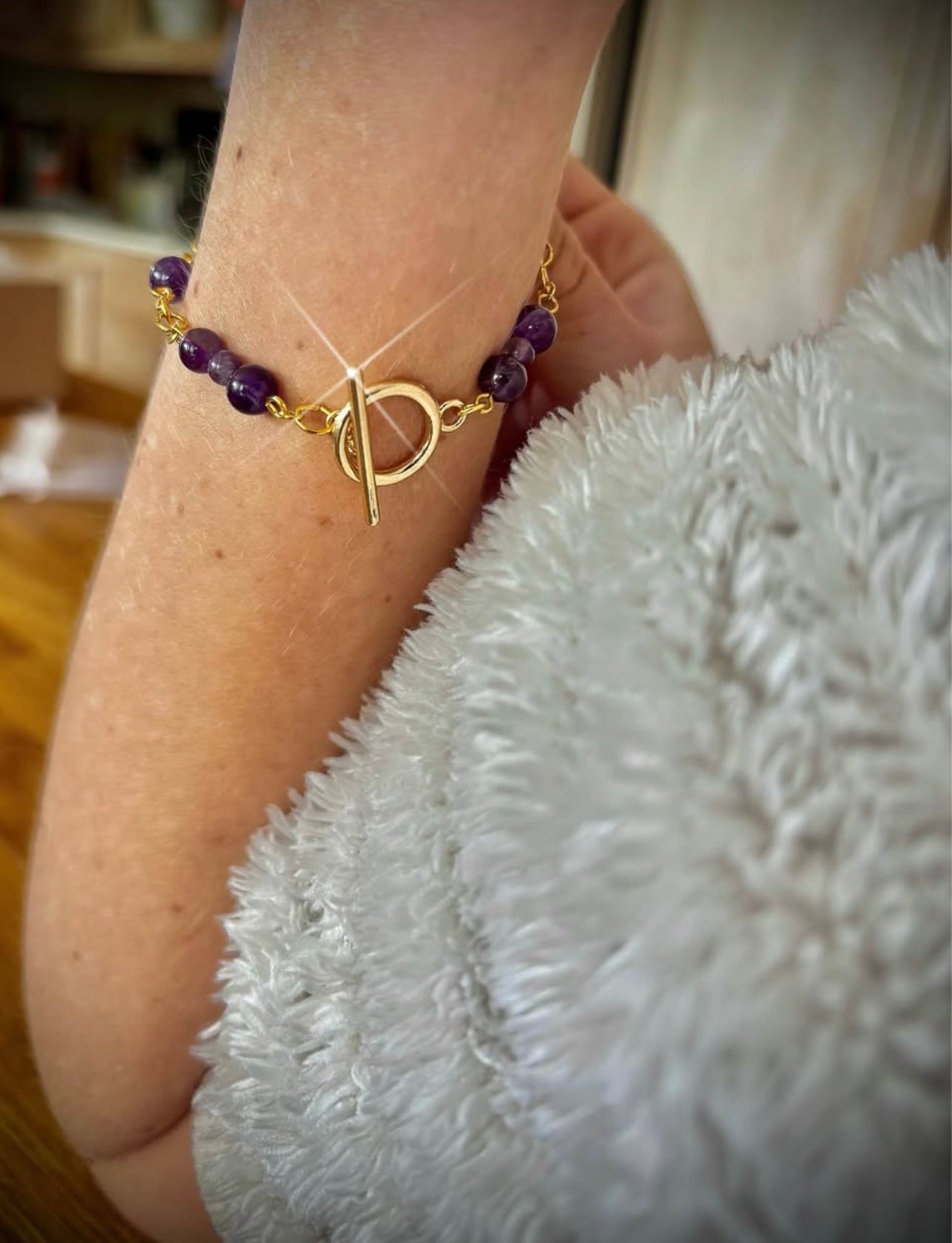 Golden chain, amethyst