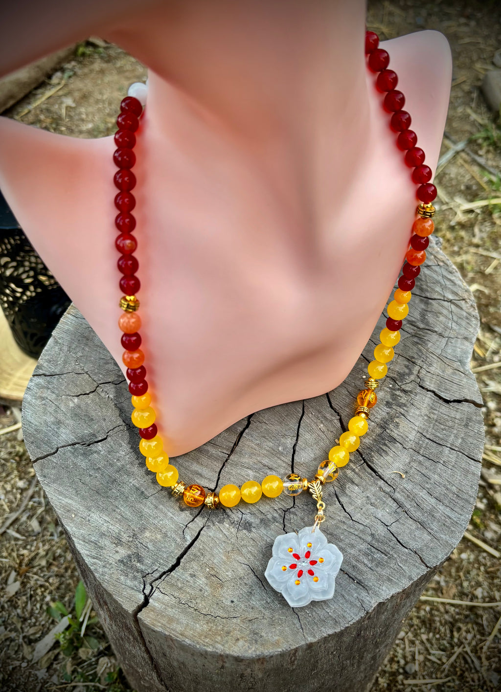 Chinese style Beaded Necklace with Flower Pendant