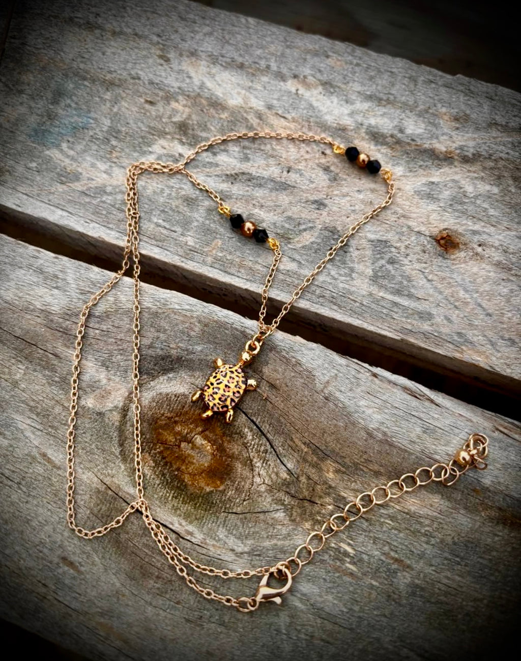 Leopard turtle chain necklace